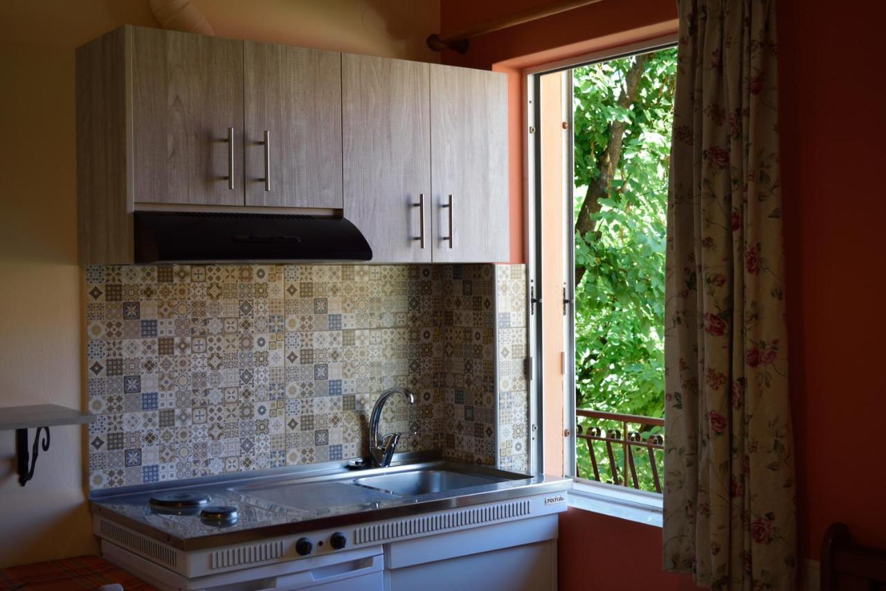 Stamoulis Apartments Agia Efimia Extérieur photo