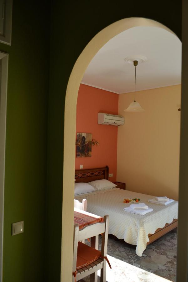 Stamoulis Apartments Agia Efimia Extérieur photo