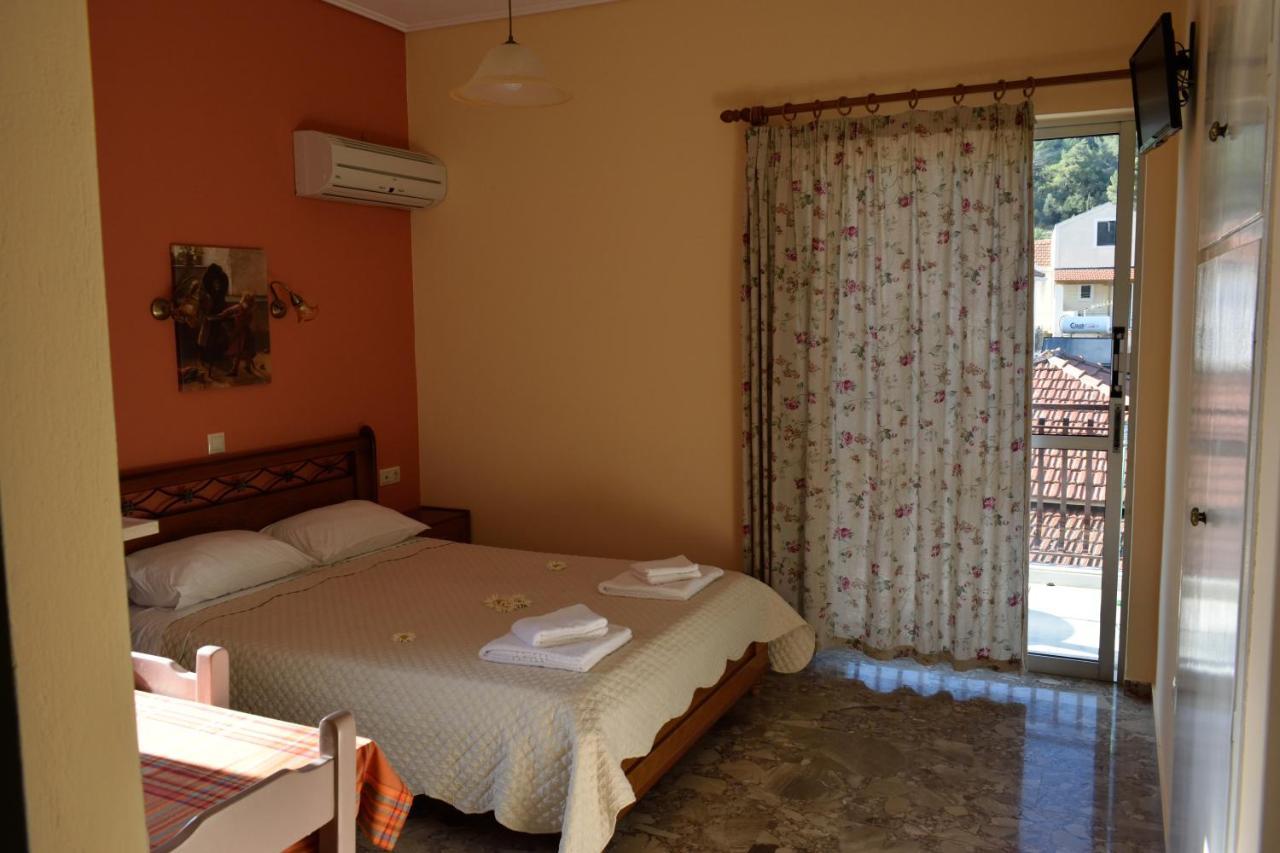 Stamoulis Apartments Agia Efimia Extérieur photo