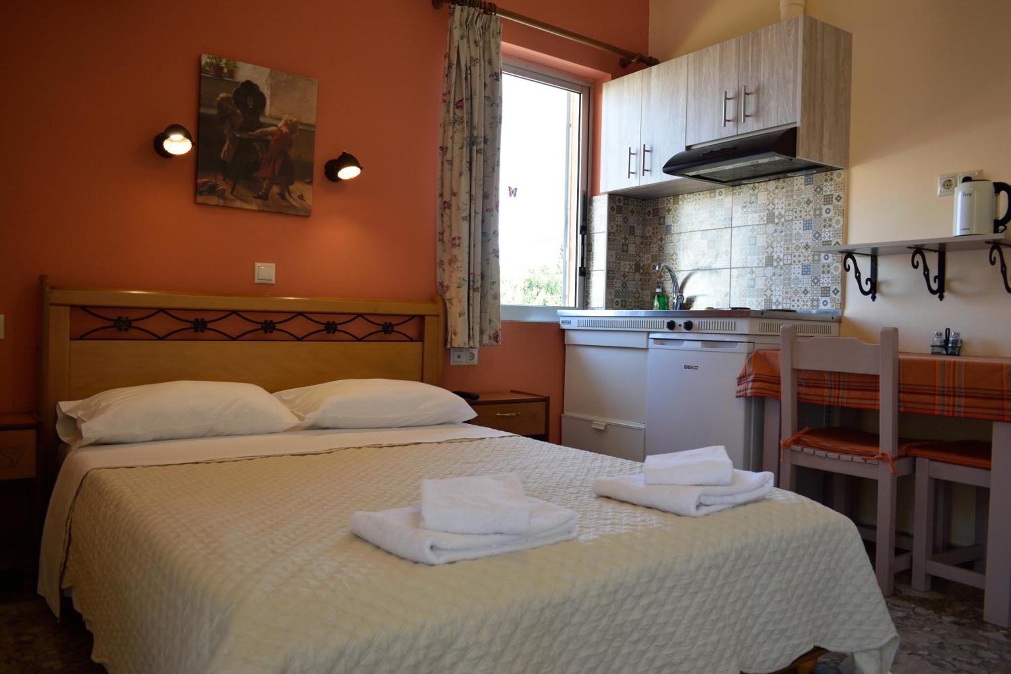 Stamoulis Apartments Agia Efimia Extérieur photo