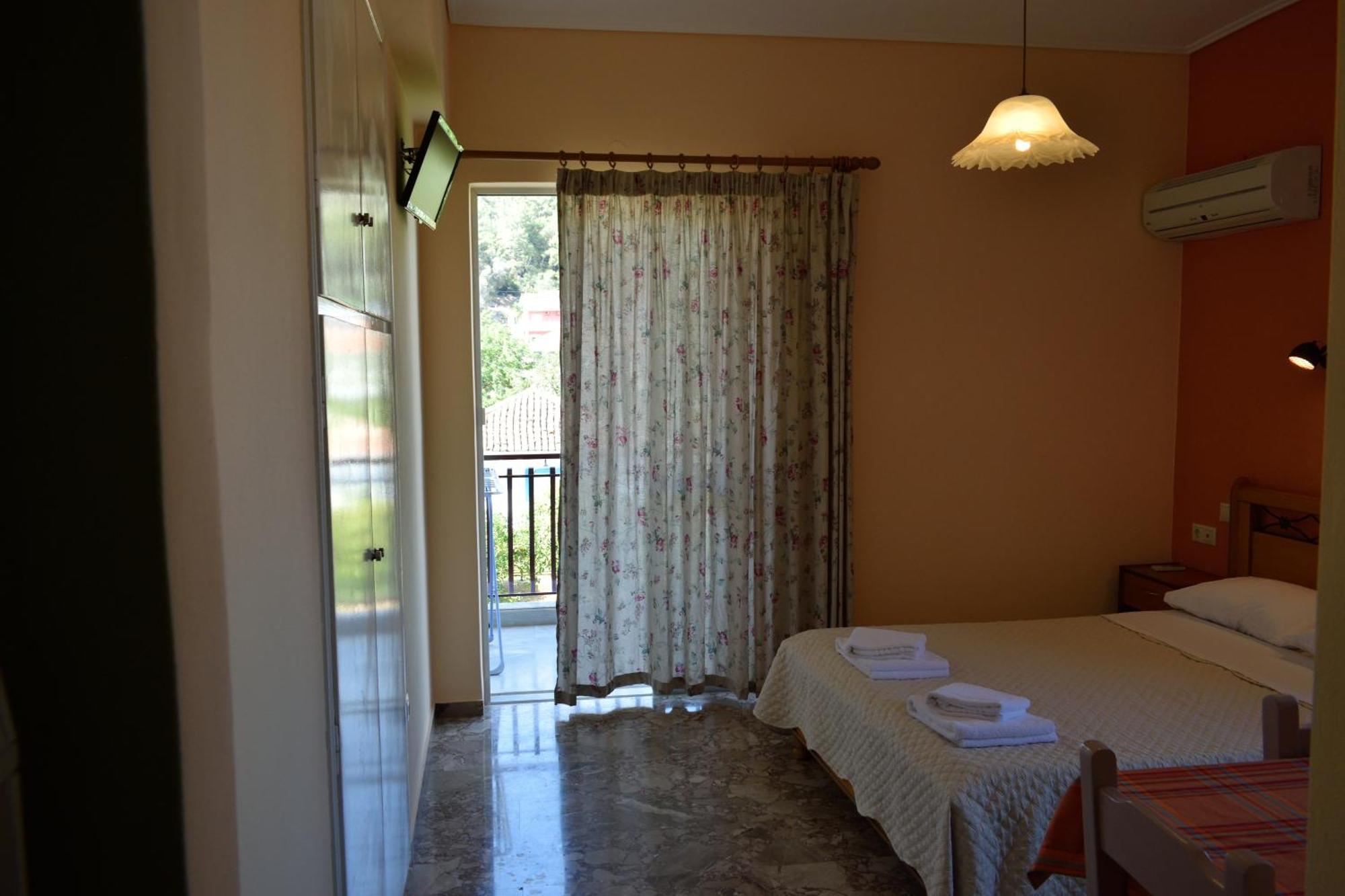 Stamoulis Apartments Agia Efimia Chambre photo