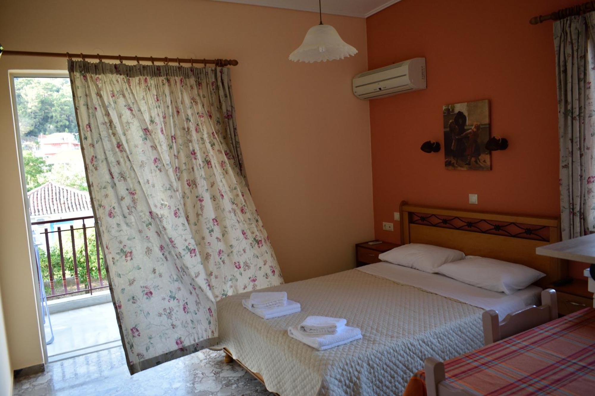Stamoulis Apartments Agia Efimia Chambre photo
