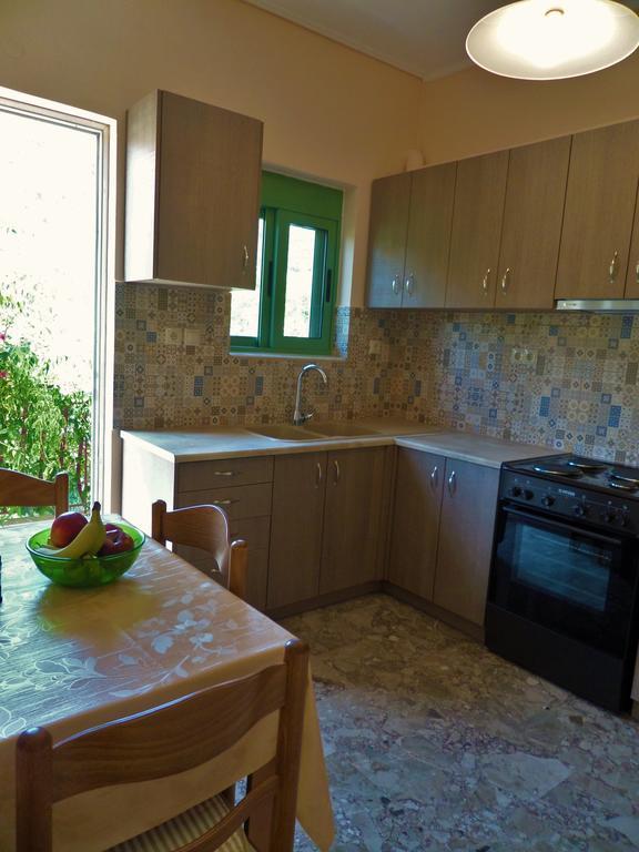 Stamoulis Apartments Agia Efimia Extérieur photo