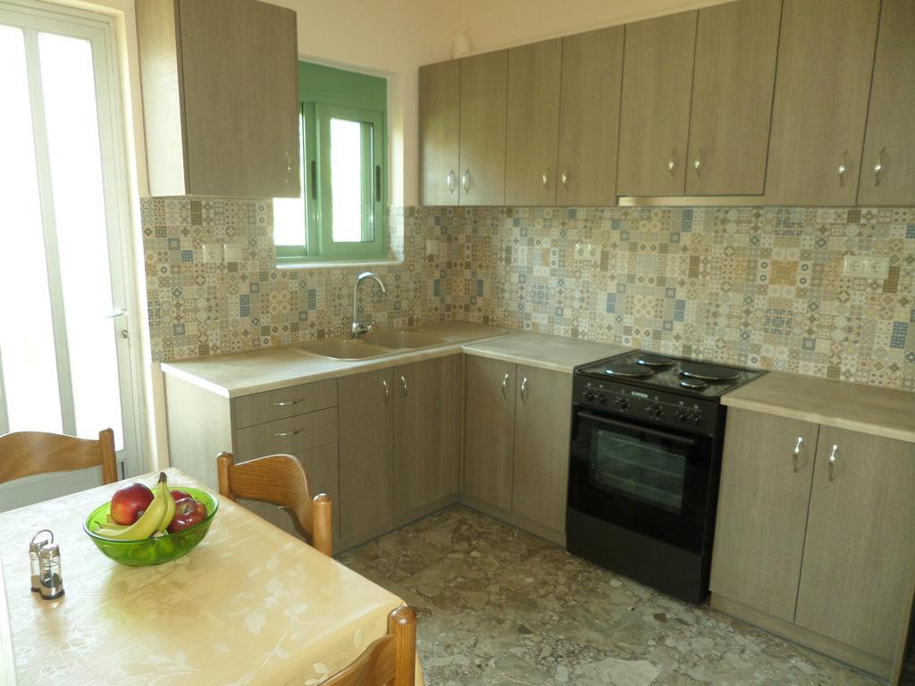 Stamoulis Apartments Agia Efimia Extérieur photo