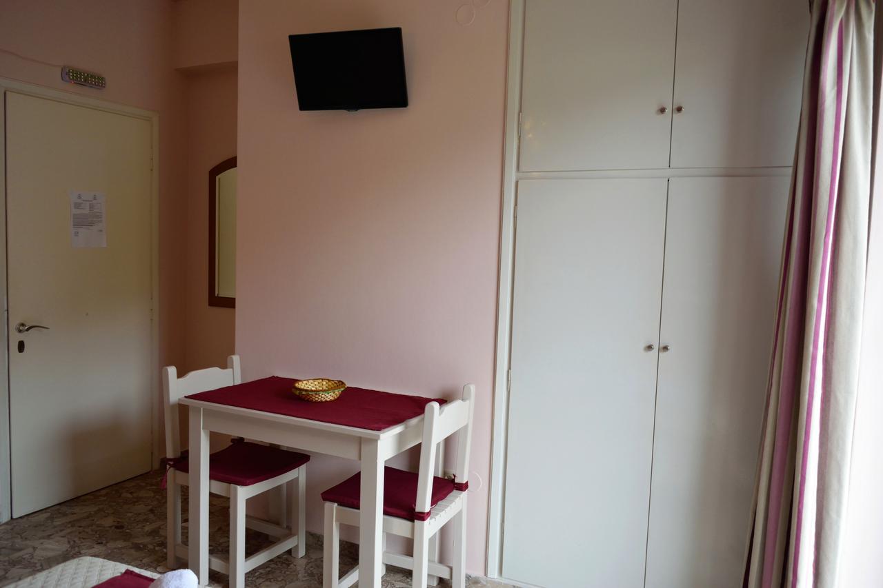 Stamoulis Apartments Agia Efimia Extérieur photo