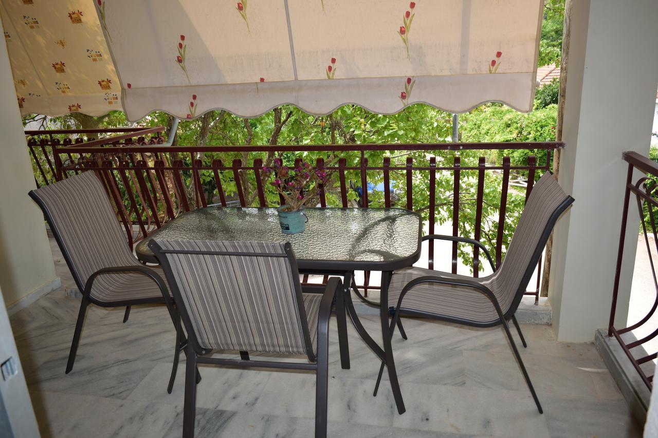 Stamoulis Apartments Agia Efimia Extérieur photo