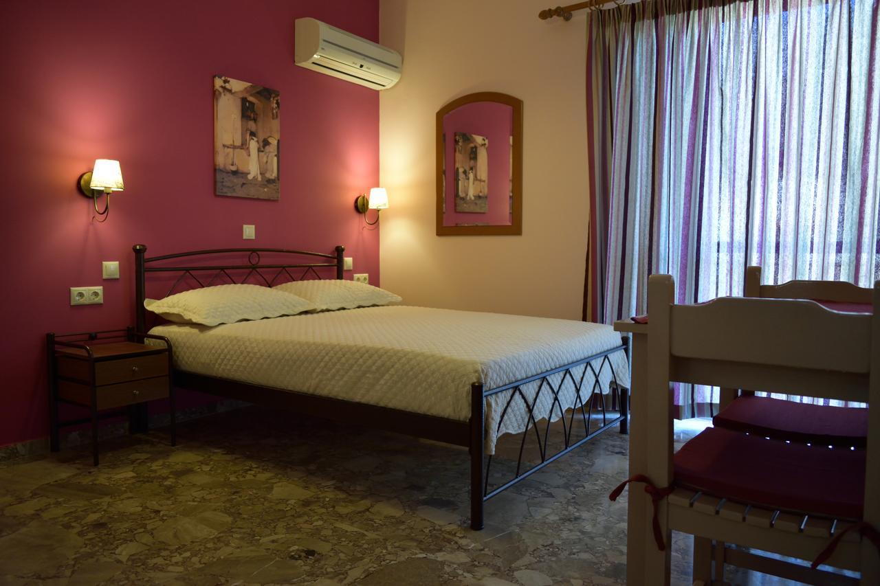 Stamoulis Apartments Agia Efimia Extérieur photo