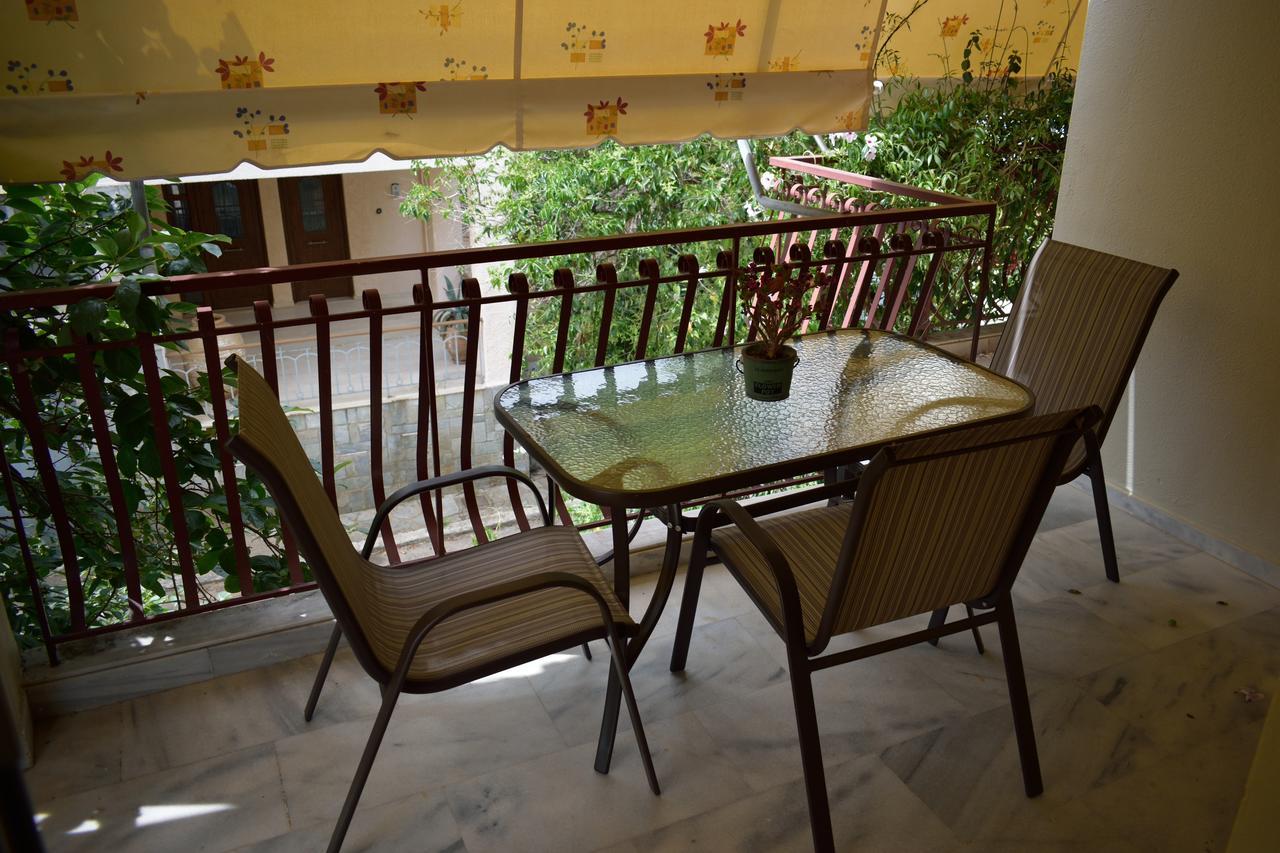 Stamoulis Apartments Agia Efimia Extérieur photo
