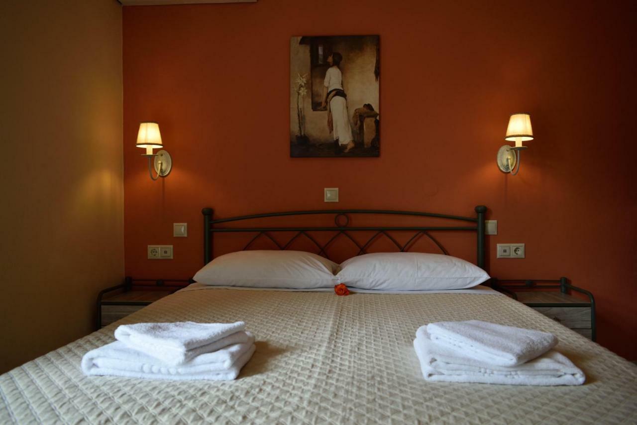 Stamoulis Apartments Agia Efimia Extérieur photo
