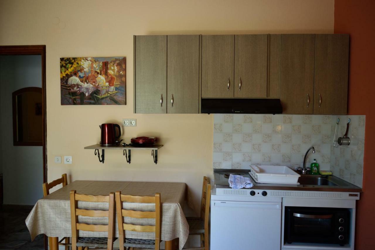 Stamoulis Apartments Agia Efimia Extérieur photo